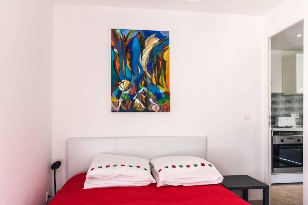 Appartement Lumineux Avec Terrasse Jardin Et Acces Piscine Villefranche-sur-Mer Eksteriør billede